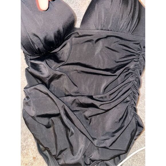 VICTORIA'S SECRET SWIM The Harlow Push-Up One-Piece Swimsuit Women’s M - Picture 2 of 4